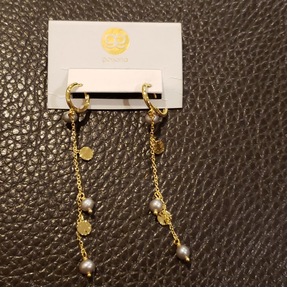 Gorgana drop earrings